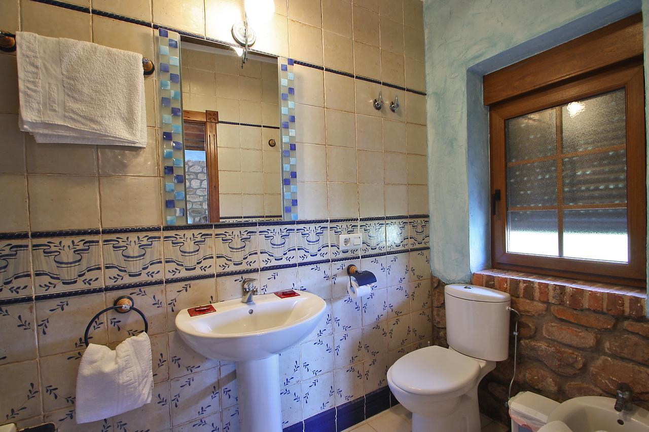 Trisileja Posada El Manjon Barros Extérieur photo